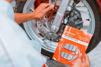 TDM Honda Sidomulyo berbagi Tips Cara Mudah Merawat Kampas Rem Motor Agar Tetap Awet 